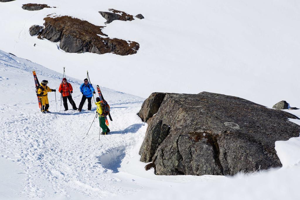 Auberge de jeunesse Katterjokk Turiststation à Riksgränsen Extérieur photo